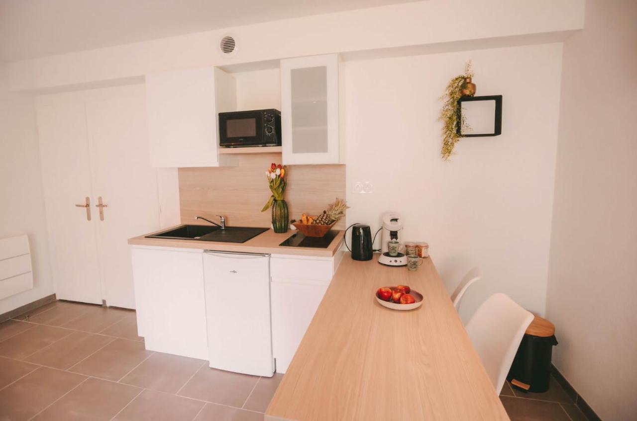Franc-Bisontin - Unique ! 4 Logements Disponibles เบอซองซง ภายนอก รูปภาพ
