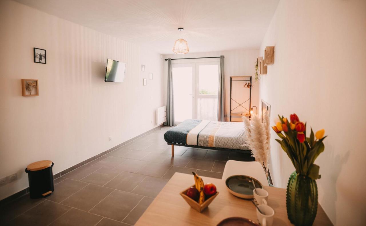 Franc-Bisontin - Unique ! 4 Logements Disponibles เบอซองซง ภายนอก รูปภาพ